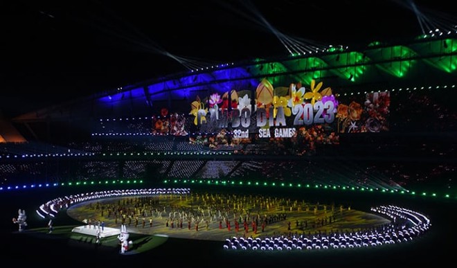SEA Games 32 bế mạc h&ocirc;m nay: Qu&agrave; chia tay đặc sắc của chủ nh&agrave; Campuchia - Ảnh 1.