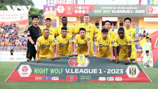 Kết quả vòng 8 V.League 2023: SLNA chia điểm Hà Tĩnh, Nam Định bị Hải Phòng cầm hòa - Ảnh 8.