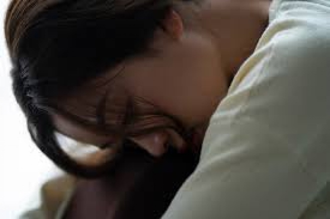 Chờ đợi, y&ecirc;u xa 3 năm lại bị người y&ecirc;u cắm sừng d&agrave;i cả m&eacute;t - Ảnh 1.