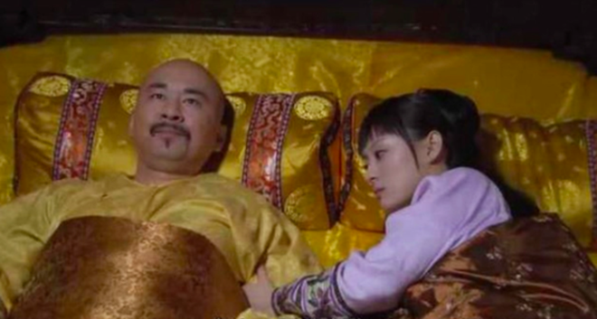 Vì sao giường của Hoàng đế Trung Hoa trên phim cung đấu chỉ rộng 1m? - Ảnh 3.