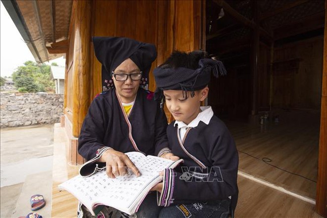 Từ x&oacute;m chạy lũ trở th&agrave;nh điểm dừng ch&acirc;n hấp dẫn khi đến hồ H&ograve;a B&igrave;nh - Ảnh 4.