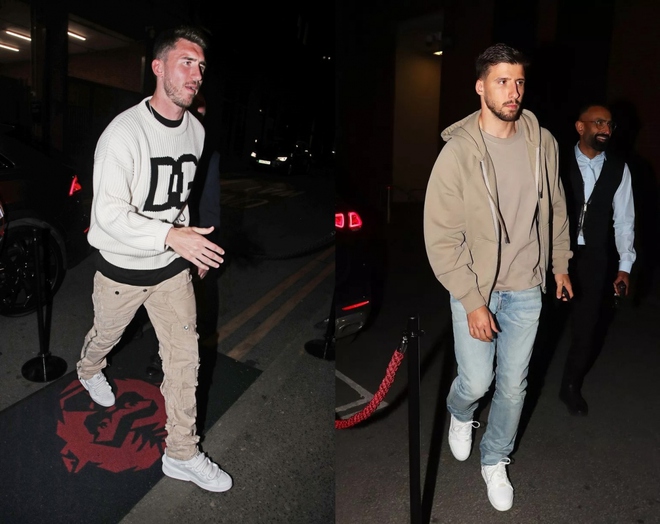 Haaland v&agrave; bạn g&aacute;i mặc đồ ngủ đ&ocirc;i đi dự tiệc mừng Man City v&ocirc; địch Ngoại hạng Anh - Ảnh 4.