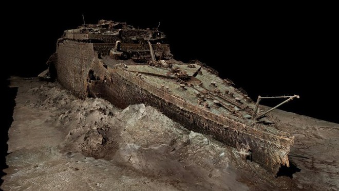 Scan xác tàu Titanic, công ty thám hiểm tìm thấy vòng cổ có răng “thủy quái” megalodon - Ảnh 3.