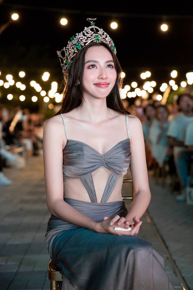 Hoa hậu Thùy Tiên tiếp tục vắng mặt, bà Đặng Thùy Trang xuất hiện tại phiên tòa xét xử lần 2 - Ảnh 3.