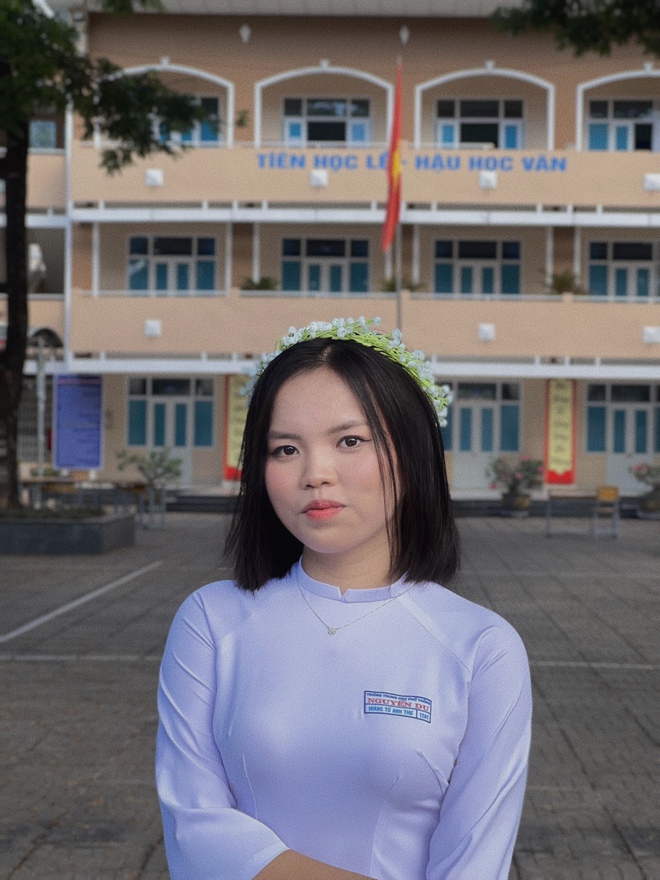 Vượt qua nỗi buồn thi trượt trường chuyên, nữ sinh Bà Rịa - Vũng Tàu quyết tâm học tập, 3 năm sau đạt học bổng lớn - Ảnh 3.