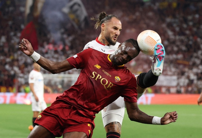 Thắng AS Roma, Sevilla vô địch Europa League - Ảnh 1.