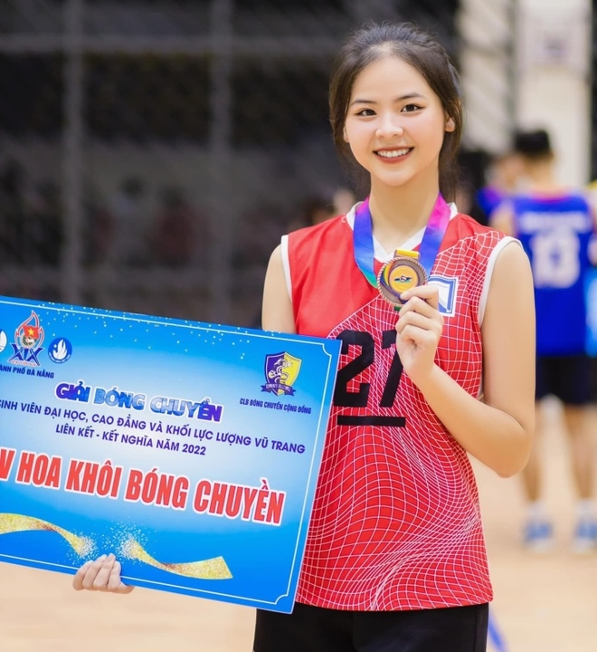 Hot girl b&oacute;ng chuyền v&agrave;o chung khảo Hoa hậu thế giới Việt Nam 2023 - Ảnh 7.