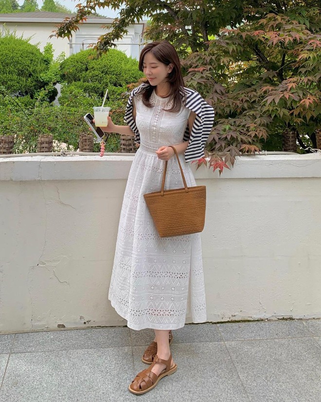 Váy không tay bé gái mùa hè 2023 phiên bản Hàn Quốc  Đầm công chúa sườn  xám  Giá Tiki khuyến mãi 169000đ  Mua ngay  Tư vấn mua sắm