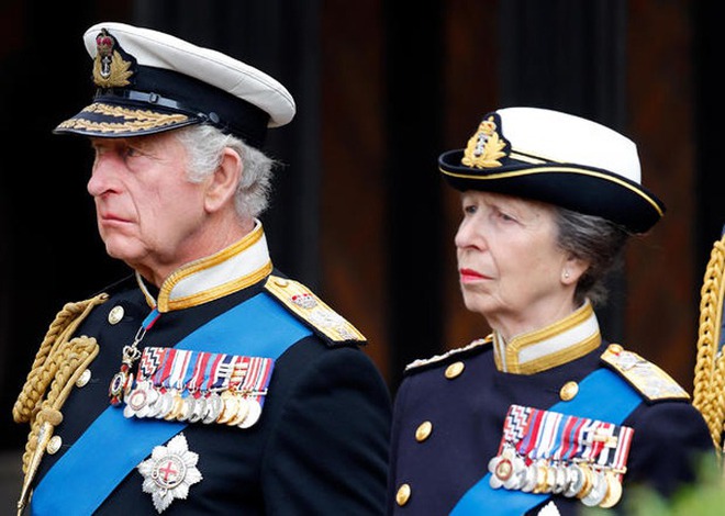 C&aacute;c th&agrave;nh vi&ecirc;n gia đ&igrave;nh Vương thất Anh giữ vai tr&ograve; g&igrave; trong Lễ đăng quang Vua Charles III? - Ảnh 2.
