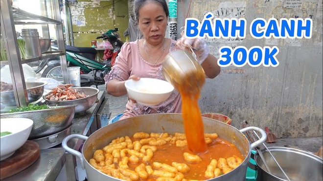                                                                          Không còn mừng rỡ như xưa chủ quán bánh canh 300k hốt hoảng không bán khi khách đòi gọi tô 1 triệu đồng                                 