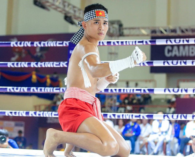 Độc đáo Kun Khmer tại SEA Games 32: Trống kèn tưng bừng khi biểu diễn, võ thuật nhưng lại như múa - Ảnh 5.