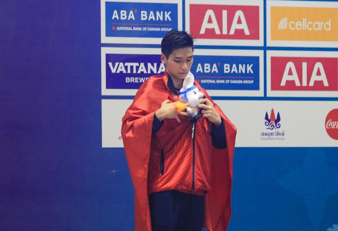 Tuyển bơi Việt Nam hái vàng SEA Games, hot boy Kim Sơn tiết lộ ý nghĩa hình xăm Olympic trên bắp tay - Ảnh 5.
