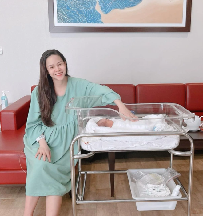 Diễn viên Diễm Hương thắt ống dẫn trứng sau sinh chỉ 4 ngày: Đây là phương pháp triệt sản an toàn và hiệu quả - Ảnh 1.