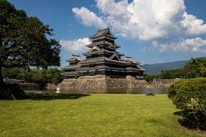 Những lâu đài đáng ghé thăm nhất tại Nhật Bản - Ảnh 2.