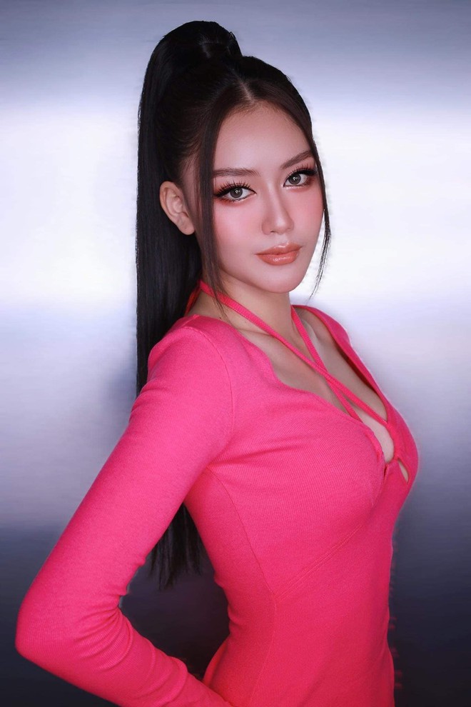 Đại diện Việt Nam ở Hoa hậu Siêu quốc gia nói tiếng Anh gây tranh cãi - Ảnh 2.
