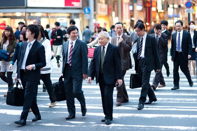Chuyện lạ ở Nhật Bản: Phải bỏ tiền ra thuê người hỗ trợ xin nghỉ việc - Ảnh 2.