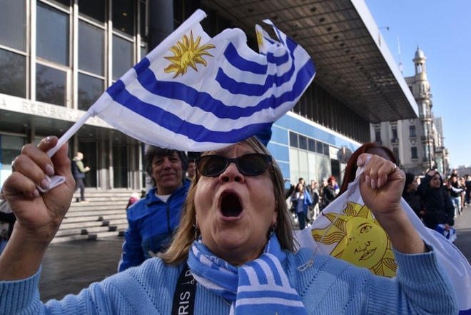 Biển người tại Uruguay ch&agrave;o đ&oacute;n nh&agrave; v&ocirc; địch U20 World Cup 2023 - Ảnh 3.