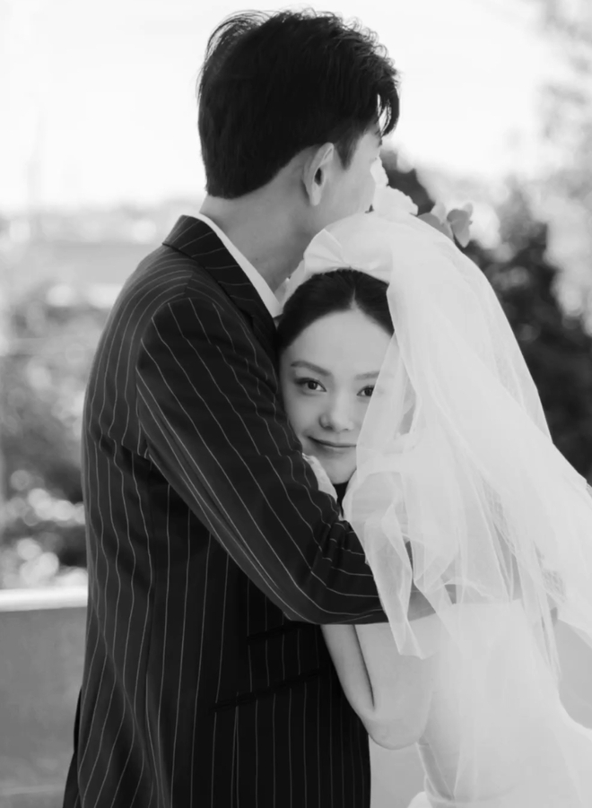 Minh Hằng khoe nhan sắc đỉnh ch&oacute;p trong bộ ảnh cưới với chồng doanh nh&acirc;n lần đầu được c&ocirc;ng bố - Ảnh 5.