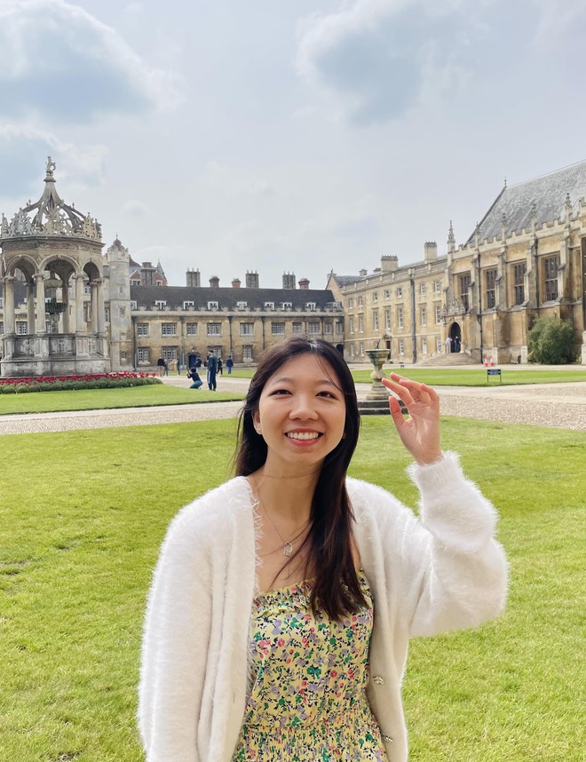 Trước tranh c&atilde;i&nbsp;V&igrave; sao t&ocirc;i kh&ocirc;ng cho con học Ams?, cựu học sinh đang học Tiến sĩ tại ĐH Cambridge b&agrave;y tỏ: Đ&acirc;y l&agrave; ng&ocirc;i trường l&yacute; tưởng! - Ảnh 3.