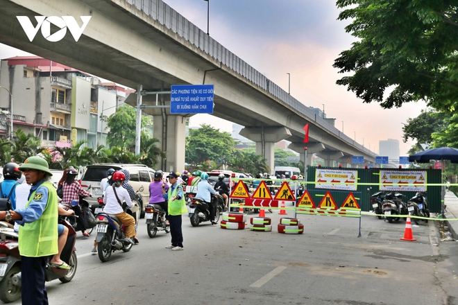 Thi công ngầm dự án nhà máy nước thải Yên Xá khiến giao thông Hà Nội bị bóp nghẹt? - Ảnh 3.