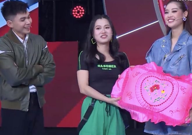 Hoa hậu Kh&aacute;nh V&acirc;n tiết lộ c&oacute; người y&ecirc;u, c&ograve;n mời L&acirc;m Vỹ Dạ l&agrave;m MC cho đ&aacute;m cưới v&agrave;o năm sau? - Ảnh 2.