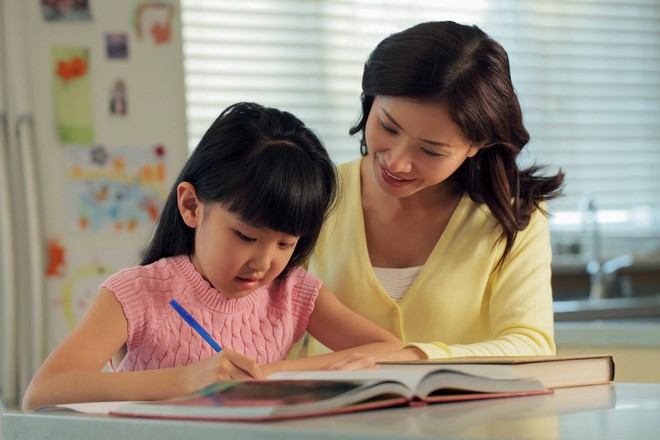 Muốn con c&aacute;i giỏi giang trong tương lai, cha mẹ n&ecirc;n n&oacute;i những c&acirc;u n&agrave;y mỗi ng&agrave;y - Ảnh 5.