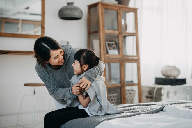 3 kiểu gia đ&igrave;nh dễ khiến trẻ xa l&aacute;nh cha mẹ khi lớn l&ecirc;n - Ảnh 1.