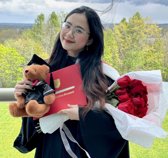 Đạt điểm GPA tuyệt đối, nữ sinh Việt tốt nghiệp thủ khoa ng&agrave;nh H&oacute;a dược tại Canada - Ảnh 1.