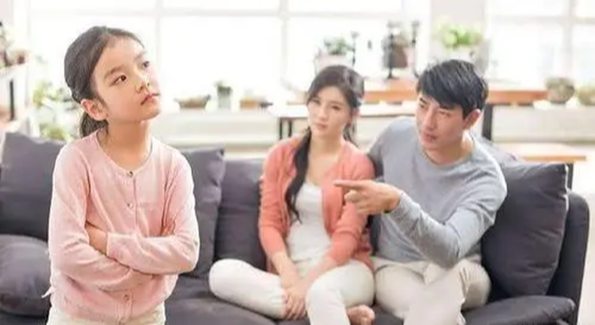 Kh&ocirc;ng phải thiếu tiền, đ&acirc;y mới l&agrave; điều đ&aacute;ng buồn của một gia đ&igrave;nh - Ảnh 1.
