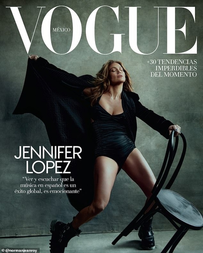 Jennifer Lopez shows off her hot body in Vogue Mexico Magazine - Photo 4.