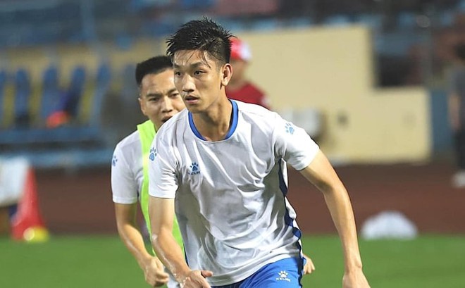 CLB Nam Định muốn thanh lý hợp đồng, cựu cầu thủ U23 Việt Nam không chấp nhận - Ảnh 1.