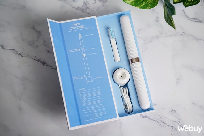Đ&aacute;nh gi&aacute; b&agrave;n chải điện Elegant: Vẻ ngo&agrave;i sang trọng kết hợp t&iacute;nh di động cao - Ảnh 4.