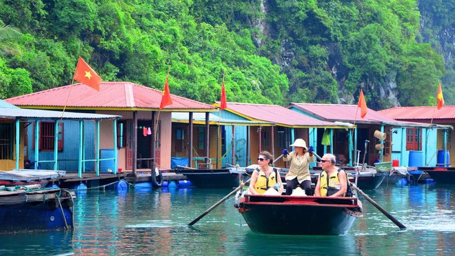 Làng chài Việt lọt top những ngôi làng cổ tích đẹp như tranh trên thế giới: Có cả núi và biển, cách Hà Nội chỉ 2 giờ chạy xe - Ảnh 5.