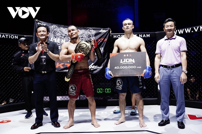 Học trò Johnny Trí Nguyễn- Trần Quang Lộc đổ máu bảo vệ đai vô địch LION Championship - Ảnh 10.