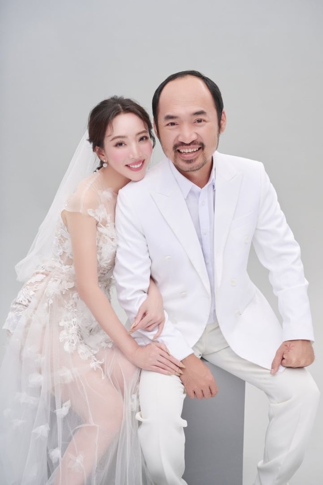 Vợ chồng Thu Trang - Tiến Luật chụp ảnh cưới cùng quý tử điển trai - Ảnh 3.