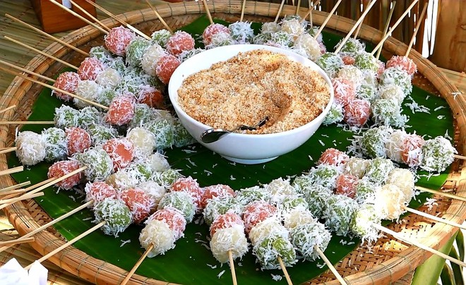 Những món bánh với cái tên lạ nhưng là đặc sản của các vùng miền Việt Nam nhất định phải thử qua một lần
