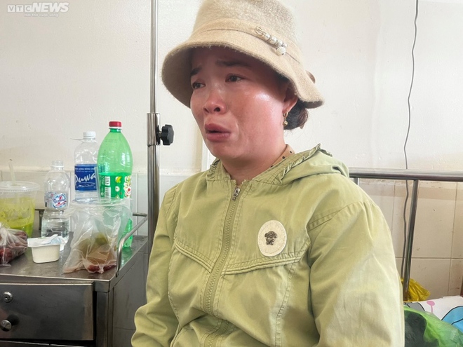 Nữ sinh ở Ph&uacute; Y&ecirc;n bị lột đồ, đ&aacute;nh hội đồng suốt 2 giờ đồng hồ - Ảnh 3.