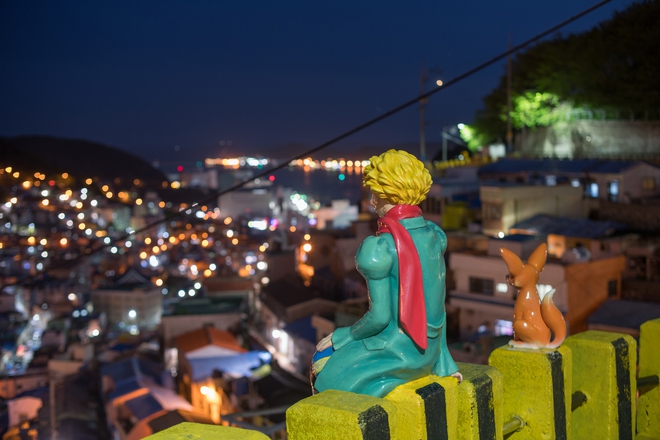 C&oacute; g&igrave; đặc biệt ở ng&ocirc;i l&agrave;ng sắc m&agrave;u được mệnh danh l&agrave; Santorini của H&agrave;n Quốc - Ảnh 2.