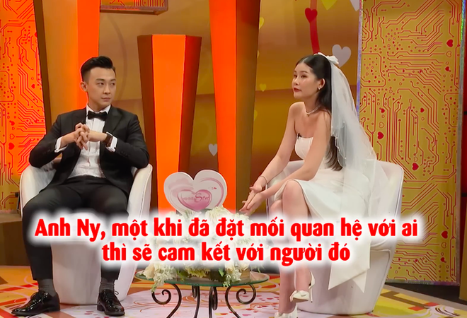L&ecirc; &Acirc;u Ng&acirc;n Anh từng chia tay chồng trước khi cưới, t&aacute;i hợp sau 1 m&oacute;n qu&agrave; đặc biệt - Ảnh 3.