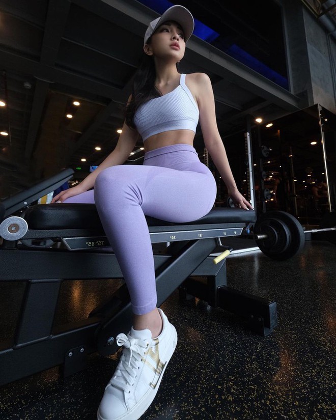 &ldquo;Tr&ugrave;m bu&ocirc;n si&ecirc;u xe&rdquo; bị tạm giữ, hot girl từng cầm l&aacute;i Lamborghini lại khiến cộng đồng mạng x&ocirc;n xao - Ảnh 3.