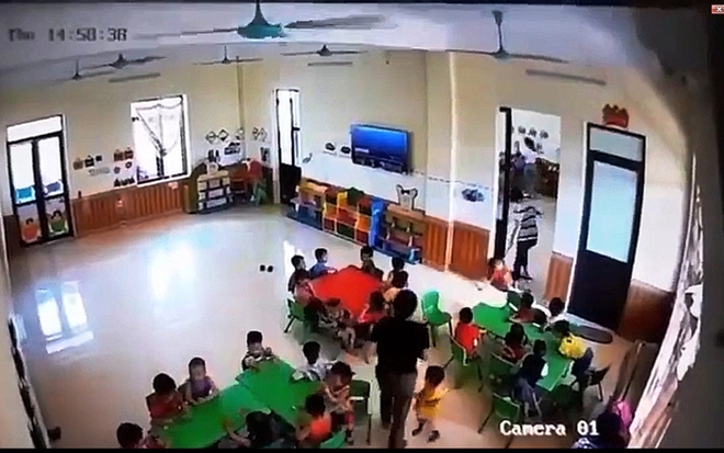 Ninh Bình: Cô giáo mầm non nghi bạo hành trẻ ngay tại lớp - Ảnh 1.