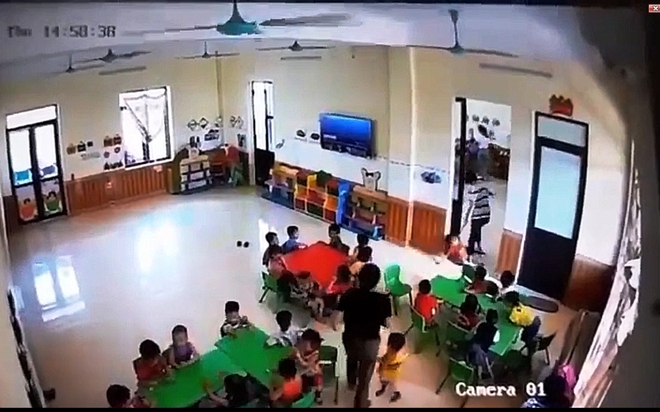 Đ&igrave;nh chỉ c&ocirc;ng t&aacute;c c&ocirc; gi&aacute;o mầm non h&agrave;nh hung trẻ tại Ninh B&igrave;nh - Ảnh 1.