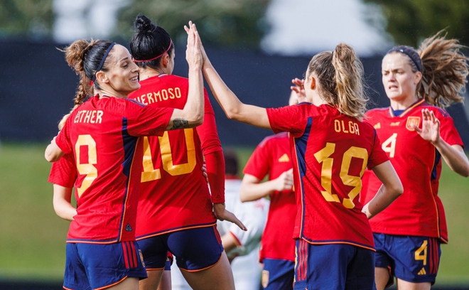 Truyền thông Tây Ban Nha phấn khởi khi đội nhà thắng đậm ĐT nữ Việt Nam - Ảnh 1.