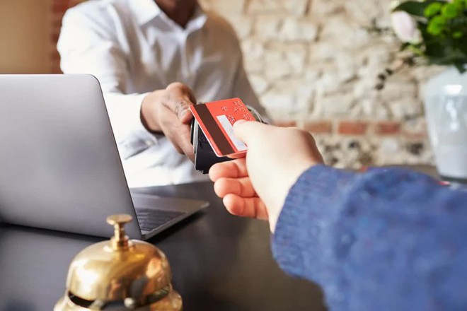 7 mẹo vặt khi lưu tr&uacute; ở c&aacute;c kh&aacute;ch sạn m&agrave; l&acirc;u nay bạn đ&atilde; bỏ qua quyền lợi của m&igrave;nh - Ảnh 4.