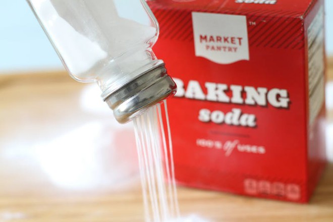 Những lưu &yacute; khi l&agrave;m sạch đồ bằng baking soda - Ảnh 2.