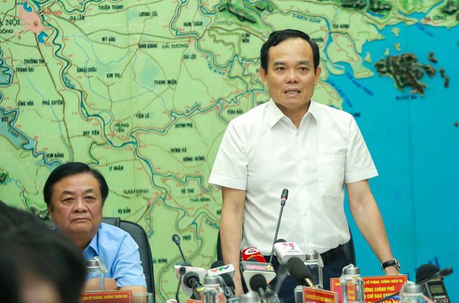 Bão số 1 áp sát, sơ tán 30.000 dân, Quảng Ninh và Hải Phòng cấm biển - Ảnh 2.