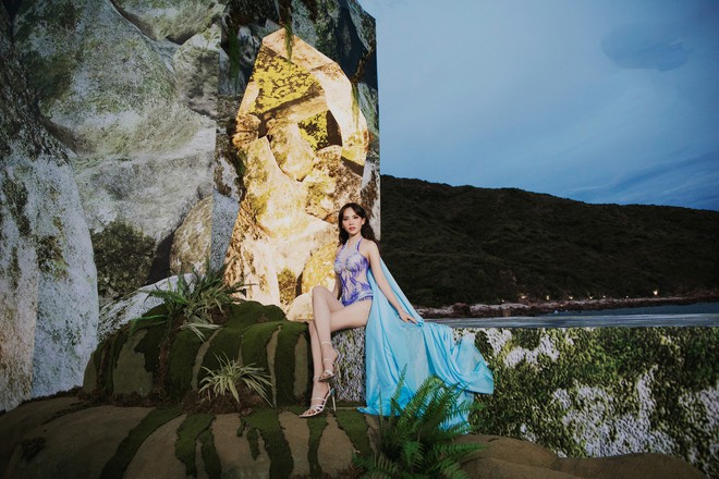 Bảo Ngọc, Phương Nhi diễn áo tắm cùng top 40 Hoa hậu Thế giới Việt Nam - Ảnh 1.