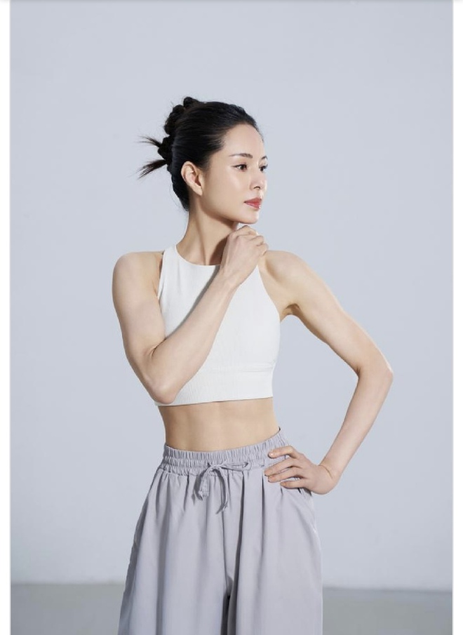 B&iacute; quyết giữ sắc v&oacute;c của sao U50-U60 khiến kh&aacute;n giả ph&aacute;t hoảng - Ảnh 1.