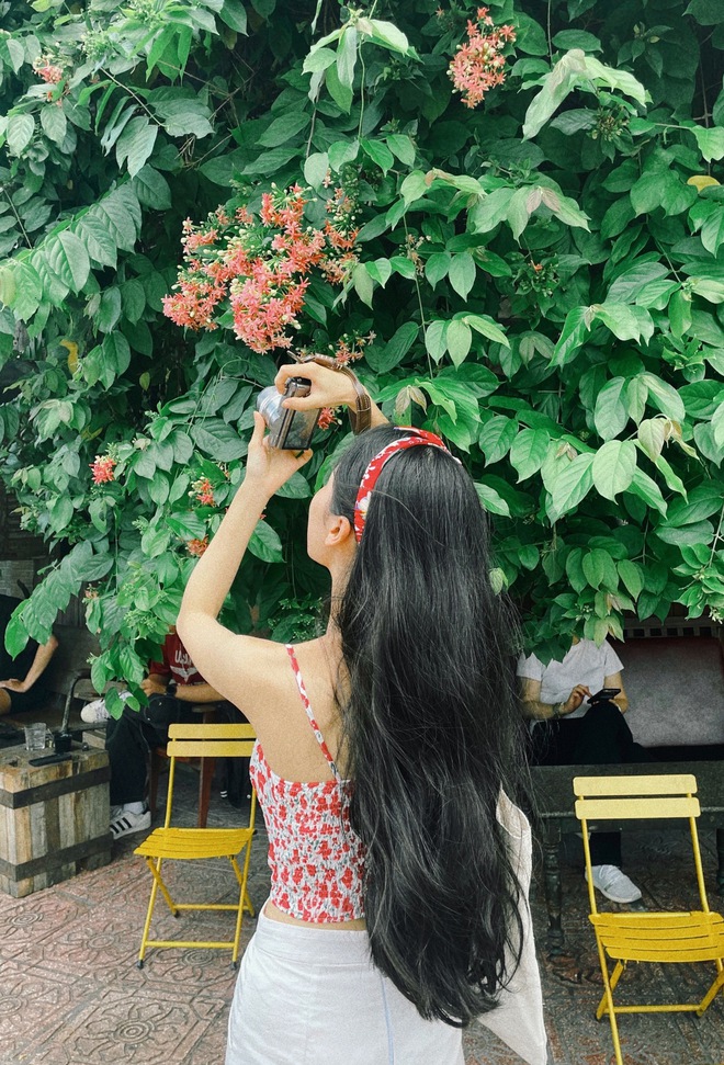 Tự nấu nước gội đầu thảo mộc để c&oacute; được m&aacute;i t&oacute;c đen mượt, &oacute;ng ả - Ảnh 7.