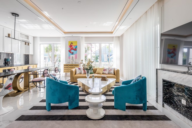 Ng&ocirc;i nh&agrave; rộng 280m&sup2; đẹp như bản giao hưởng nghệ thuật b&ecirc;n bờ biển Phan Thiết - Ảnh 2.